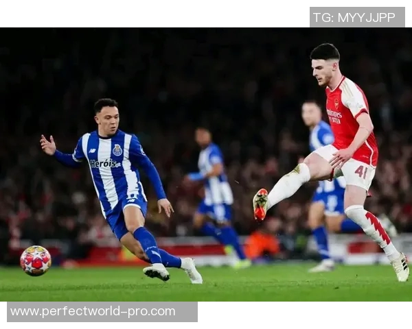 波尔图大胜阿森纳五球狂潮足总杯赛场引发热烈反响